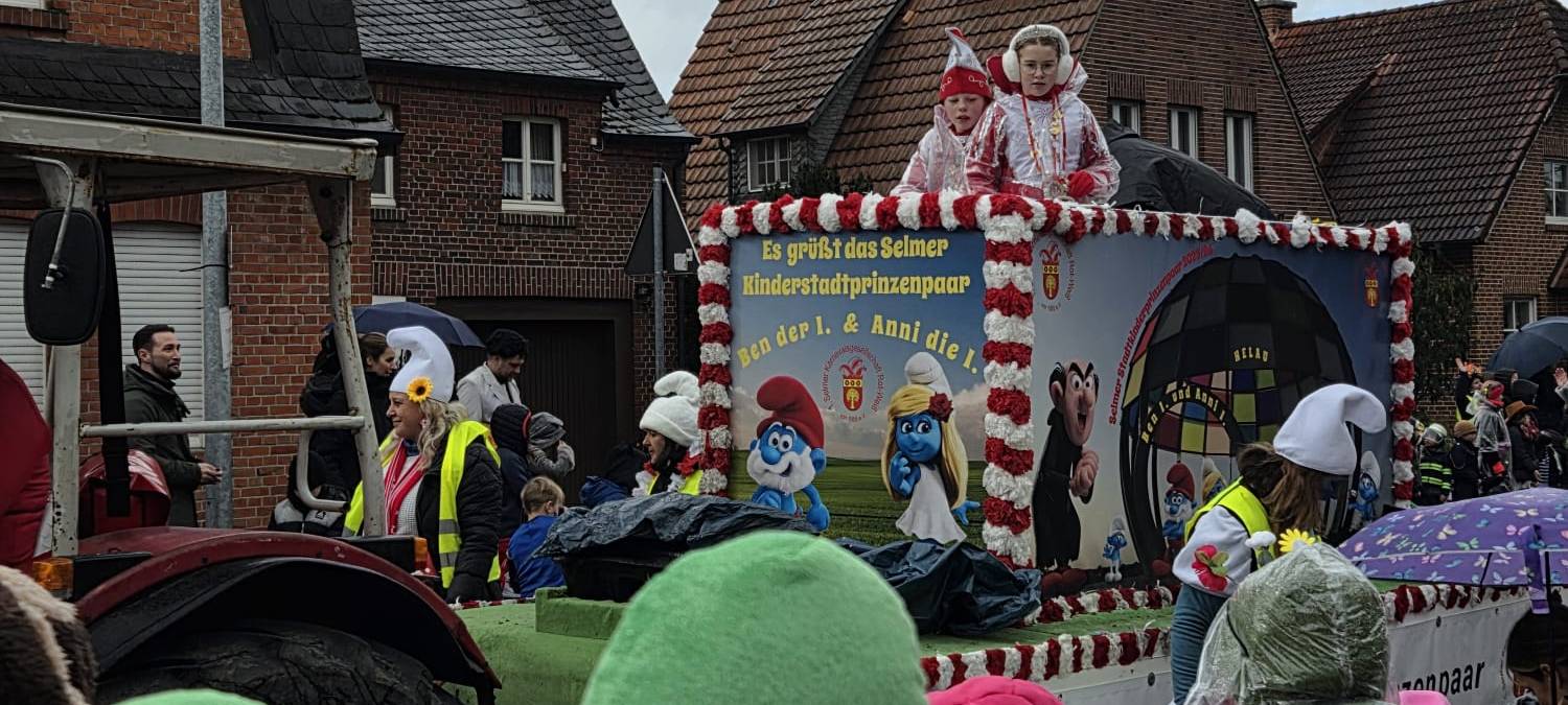 NORDKIRCHEN: Fröhlicher Umzug