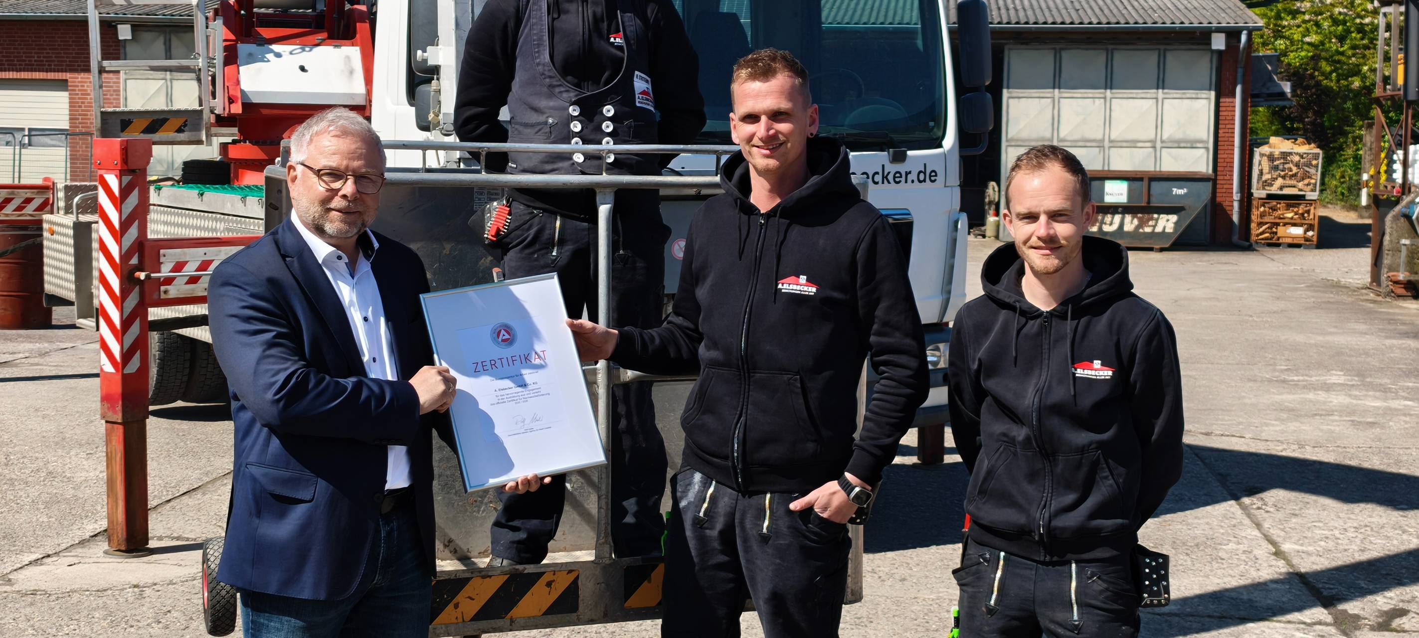 HOLTWICK: Zertifikat für Ausbildungsbetrieb